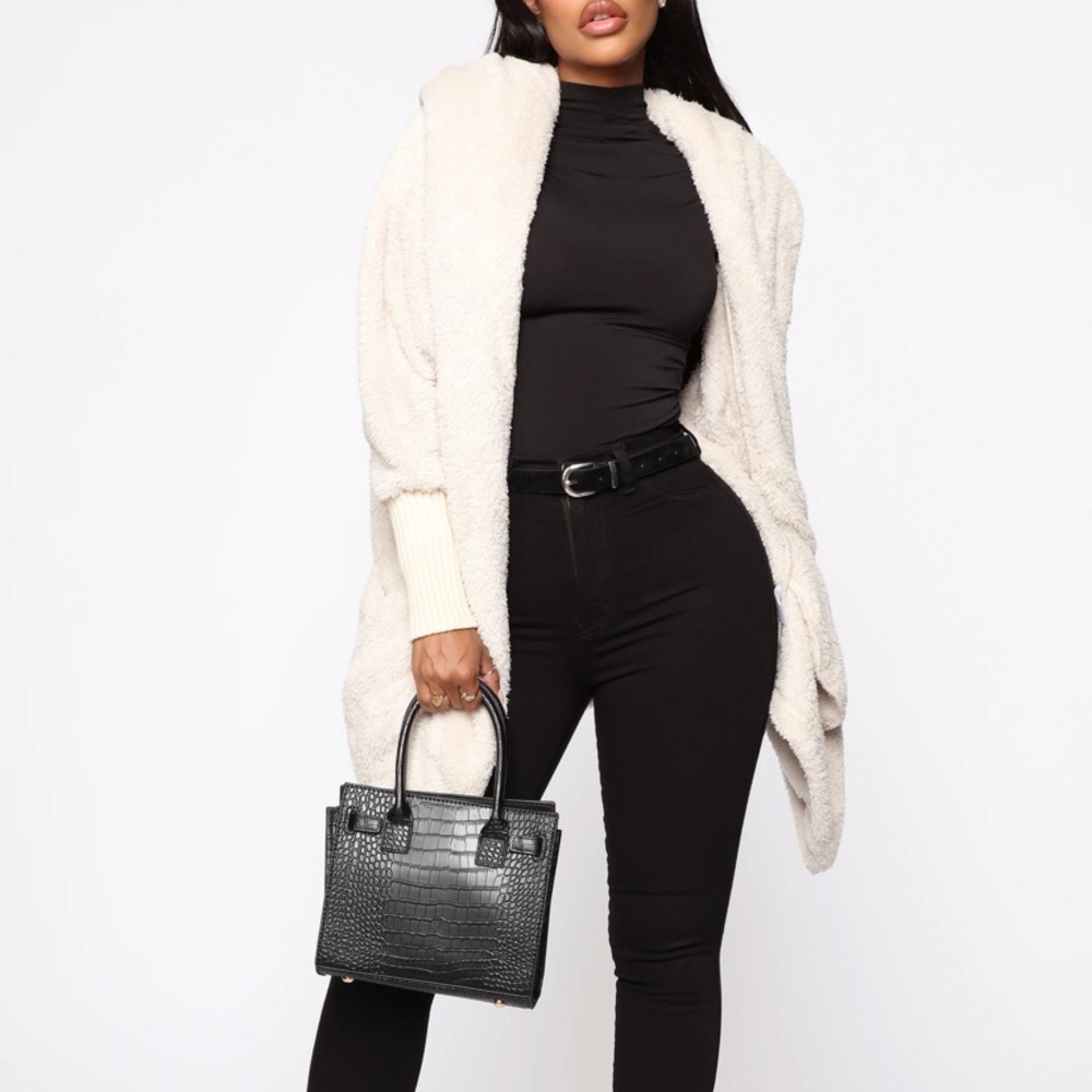 Faux fur jacket nude size small NWT